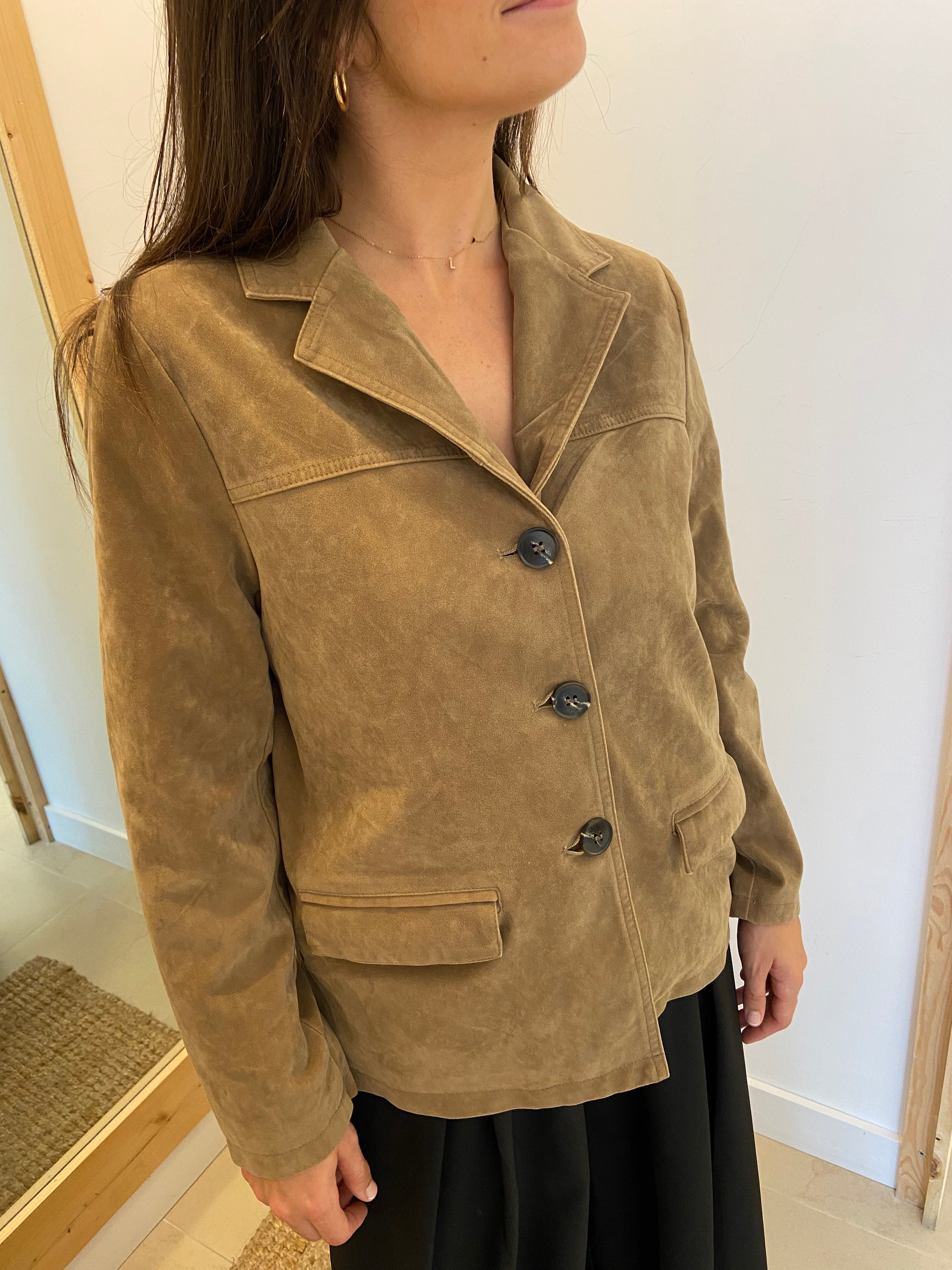 CHAQUETA AMERICANA SERRAJE CAMEL