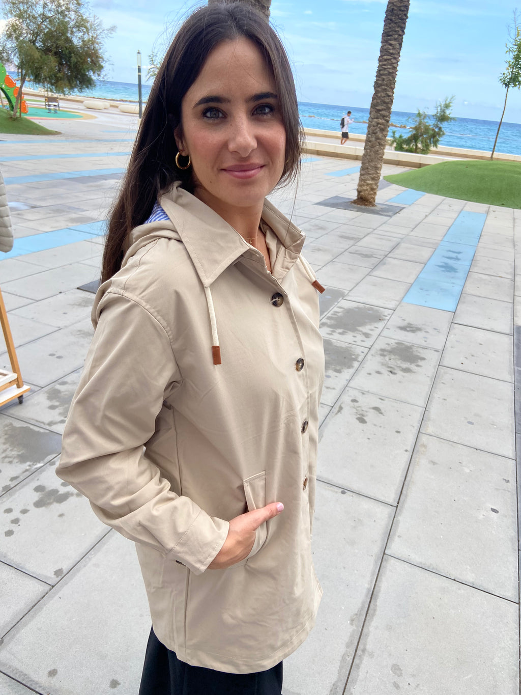 CHAQUETA PARKA BEIG