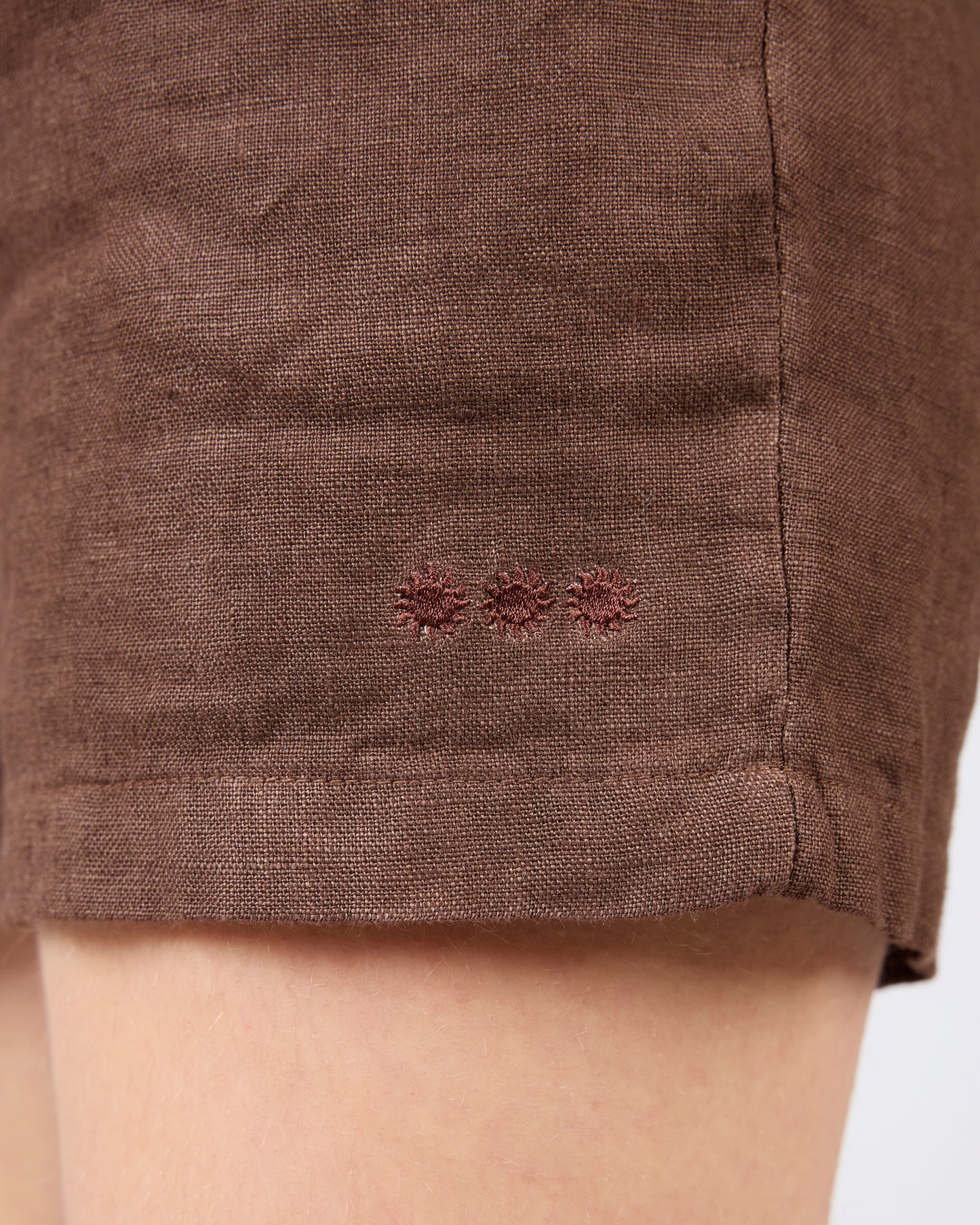 Chocolate Pleated Shorts 100% Linen NACRE